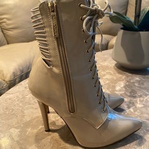 ‼️SOLD ‼️ Liliana Heeled Boots Nude size 7